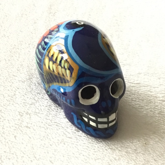 Hand painted mini sugar skull - Picture 5 of 6